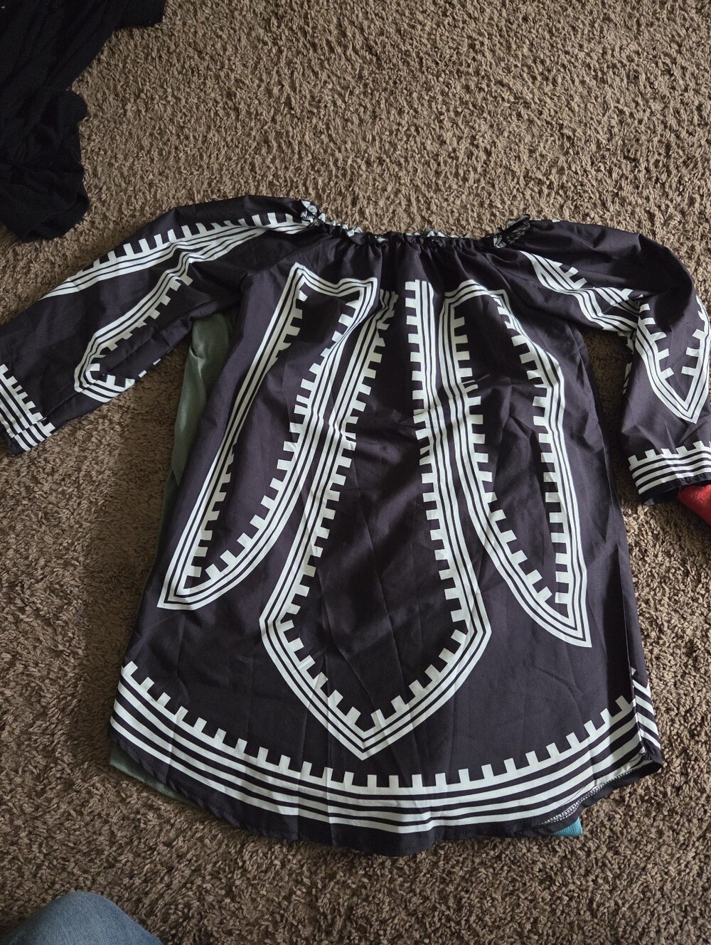 Women's Off-Shoulder Black & White Geometric Print Top